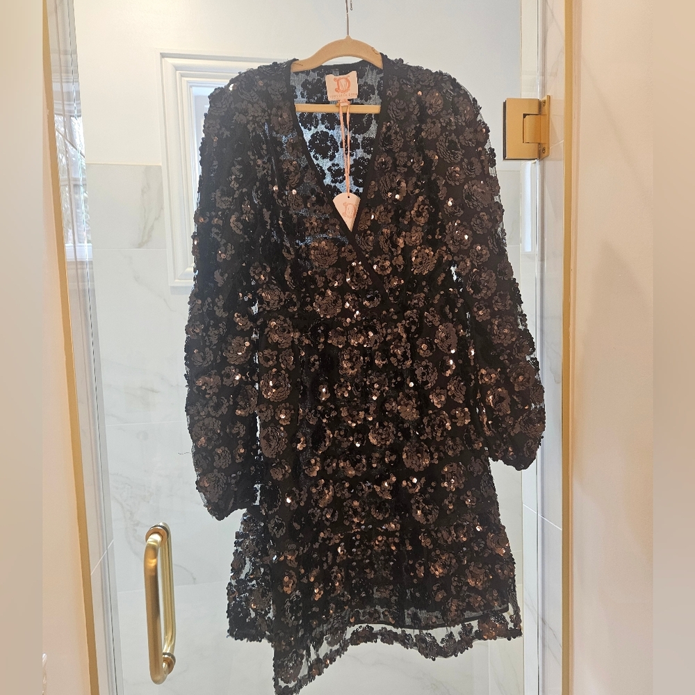 Victoria Dunn XS Black Sequin Floral Dress